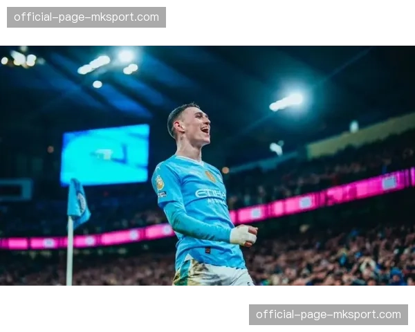 曼城加时赛3-2险胜国米，总比分5-4晋级，福登上演帽子戏法